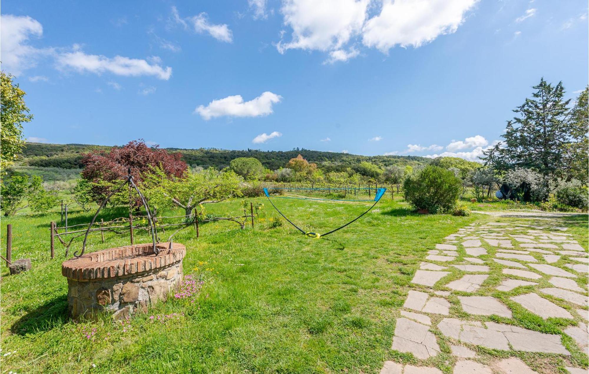 Cozy Home In Massa Marittima Gr With Kitchen Extérieur photo